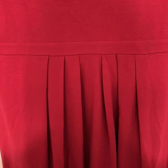 Chadwick’s Red Scoop Neck Pleated Dress - Picture 4 of 6